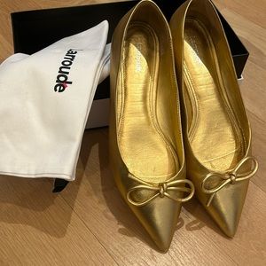 Larroude Lee gold flat with bow! Size 8. Pristine condition!